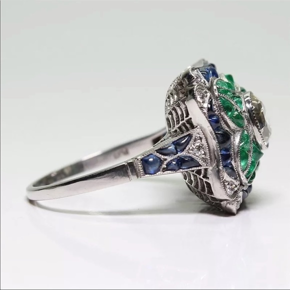 2CT Blue Crystal & 1.30CT Green Rhinestone Ring - Picture 2 of 5